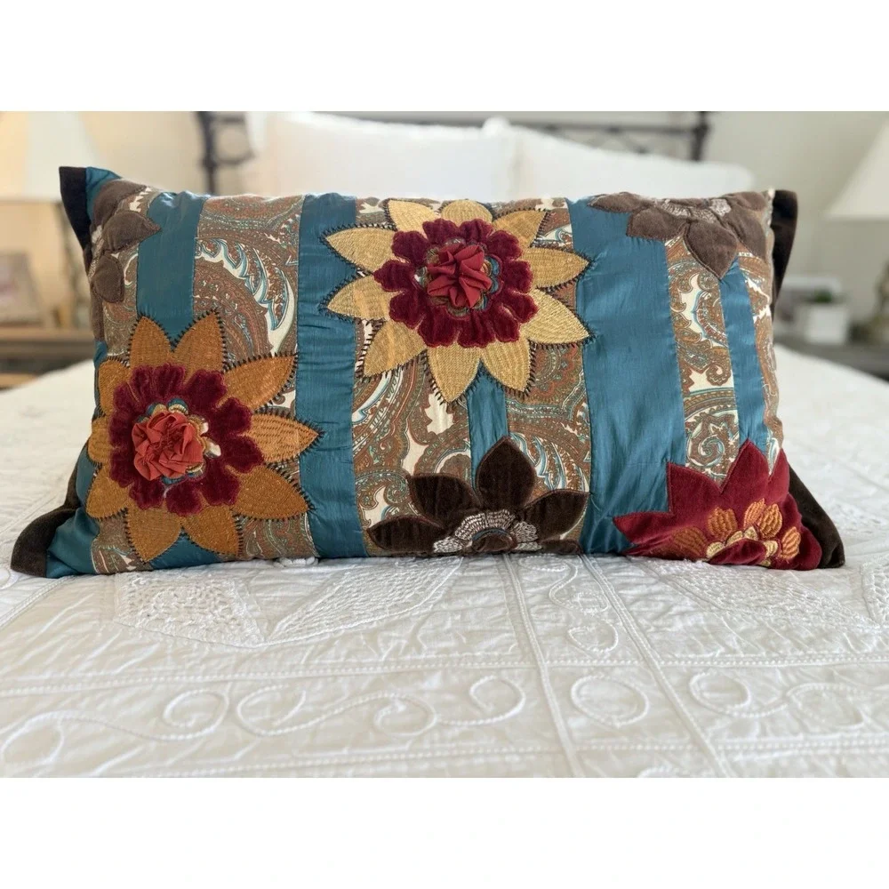 Pier‎ 1 Imports Vintage Boho Rosettes Appliqued Rectangle Throw Pillow 14X24 EUC